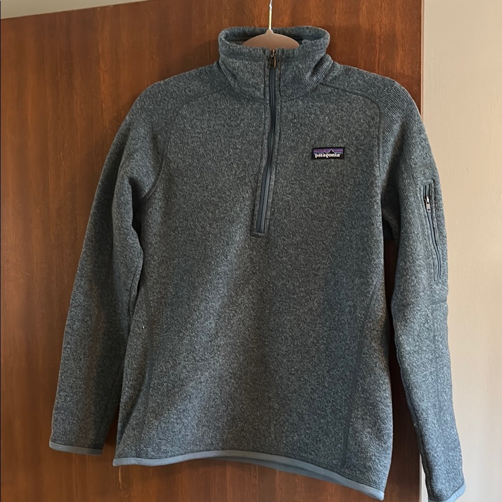 Patagonia Women’s half-zip fleece